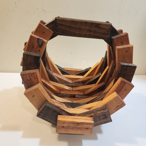 Vintage Wood Block Basket decor - Picture 5 of 11